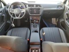 Volkswagen Tiguan SE 2023 8