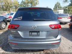 Volkswagen Tiguan S 2019 6