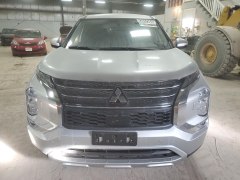 Mitsubishi Outlander SE 2024 1