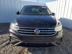 Volkswagen Tiguan SE 2023 1