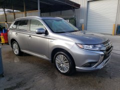 Mitsubishi Outlander SEL Hybrid 2019 2
