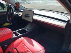 Tesla Model 3 Performance 2022 5