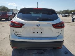 Nissan Rogue Sport SV 2021 6