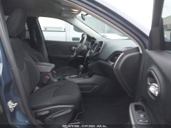 Jeep Cherokee Latitude 2020 8