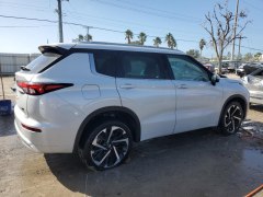 Mitsubishi Outlander SEL 2022 3