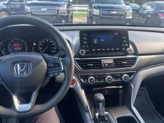 Honda Accord LX 2019 6
