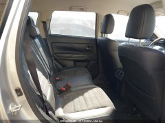 Mitsubishi Outlander SE 2019 12