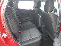 Mitsubishi Outlander Sport ES 2024 9