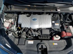 Toyota Prius LE 2021 10