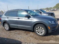 Volkswagen Tiguan S 2019 4