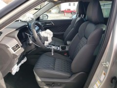Mitsubishi Outlander SEL Plug in Hybrid 2023 6
