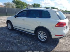 Volkswagen Touareg 2012 3