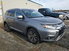 Mitsubishi Outlander SEL 2020 2
