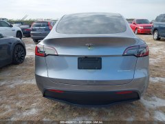 Tesla Model Y Long Range 2024 5