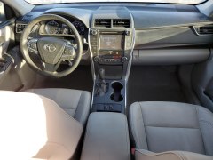 Toyota Camry XLE 2017 7