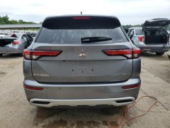 MItsubishi Outlander SE 2024 4