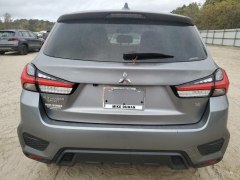 Mitsubishi Outlander Sport ES 2021 4