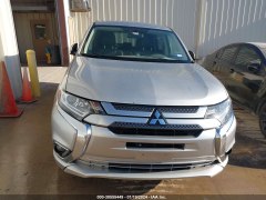 Mitsubishi Outlander SE 2019 1
