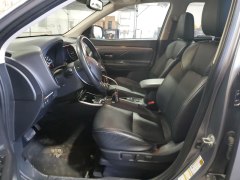 Mitsubishi Outlander SEL 2020 6