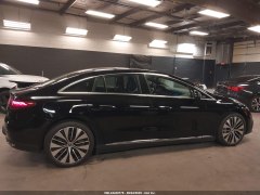 Mercedes-Benz EQE500 4MATIC 2024 3