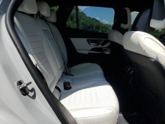 Mercedes-Benz GLC300 4MATIC 2025 10