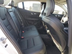Volvo S60 T5 Momentum 2021 9