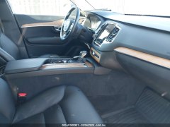 Volvo XC90 T6 Momentum 2022 9