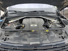 Land Rover Range Rover SE 2023 10