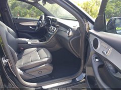 Mercedes-Benz GLC300 2022 4