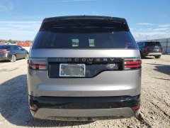 Land Rover Discovery  R-Dynamic S 2022 4
