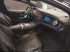 Mercedes-Benz EQE500 4MATIC 2024 8
