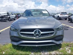 Mercedes-Benz C300 2024 1