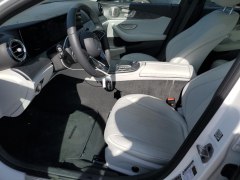 Mercedes-Benz E350 2023 6