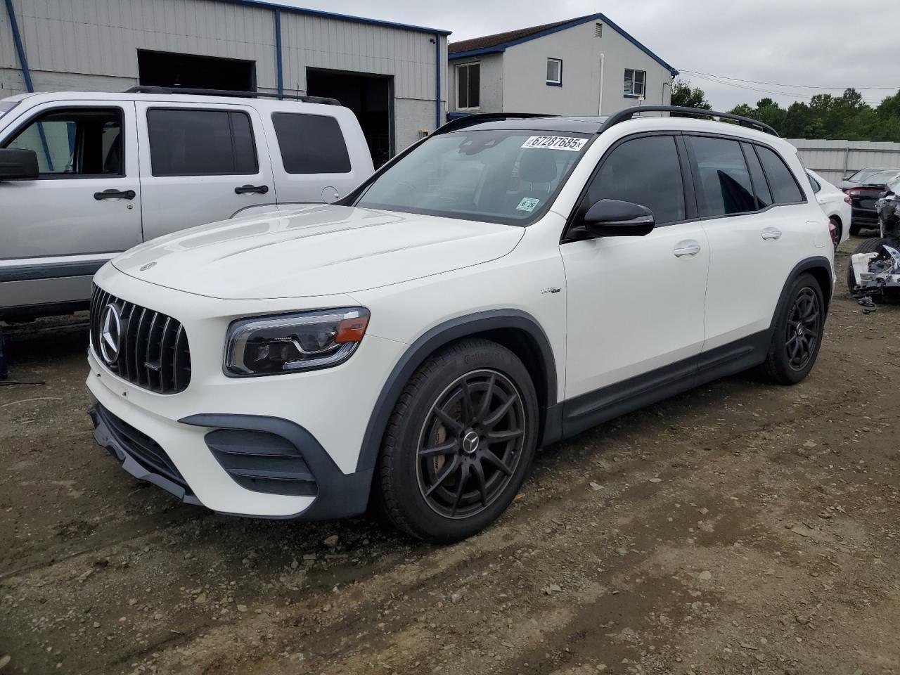 Mercedes-Benz AMG GLB 35 2021 0 Mercedes-Benz AMG GLB 35 2021 0