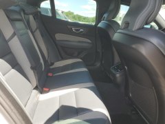 Volvo S60 T6 R-Design 2020 9