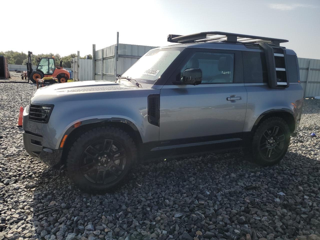 Land Rover Defender 90 X-Dynamic S 2021 0 Land Rover Defender 90 X-Dynamic S 2021 0