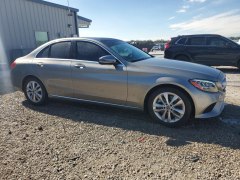 Mercedes-Benz C300 2020 2